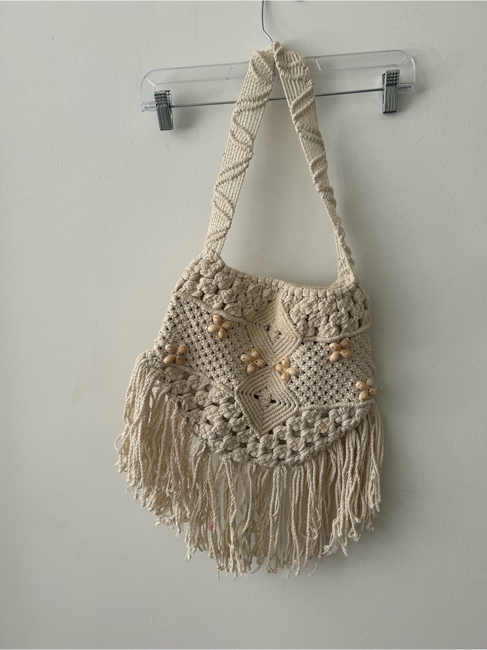 Express vintage from the late 80s Handcrafted Cream Macrame Fringe Shoulder Bag